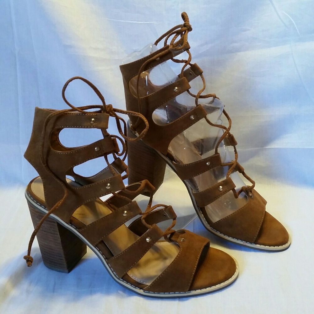 CATO SANDALS Womens Size 10M Brown Strappy Lace Up